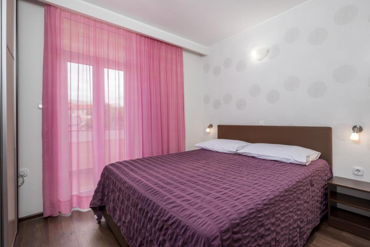 Apartments Eda Baška Buitenkant foto