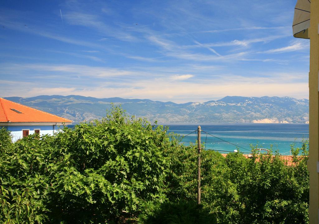 Apartments Eda Baška Buitenkant foto